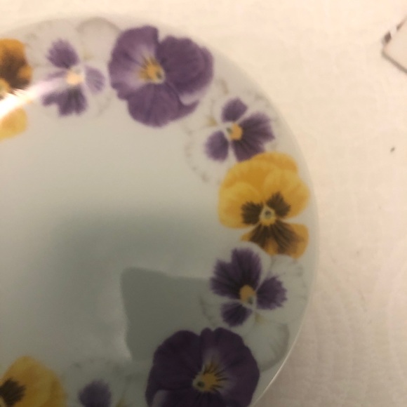 Pretty pansy plate - Picture 3 of 4